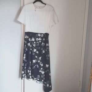 NWT Ted Baker belted asymptomatic midi dress.